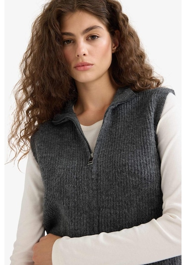 Defacto Regular Fit Yarım Balıkçı Yaka Yelek E8195ax25wnar191 Antrasit