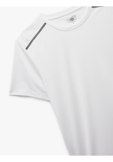 Koton Kısa Kollu Regular Fit Çizgi Detaylı Bisiklet Yaka Spor Tişört Beyaz 6wam10008nk Beyaz