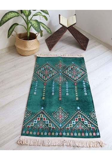 Çeyizlik Hediyelik Seccade Eşarp Tesbih Set Kilim Desenli Kadife Astarlı Seccade, Eşarp, Kristal Tesbih Özel Kutulu Lüks Hediye Seti Yeşil