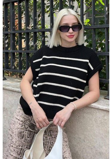 Madmext Siyah Çizgili Triko Süveter Mg2159