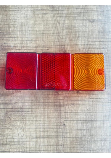 Massey Ferguson 240 Eski Model Uyumlu Arka Stop Lamba Camı Sağ