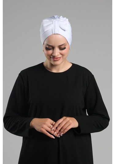 Beyaz Pratik Hazır Geçmeli Fiyonklu Bone Sandy Çift Taraflı Çapraz 3007b 42 Beyaz