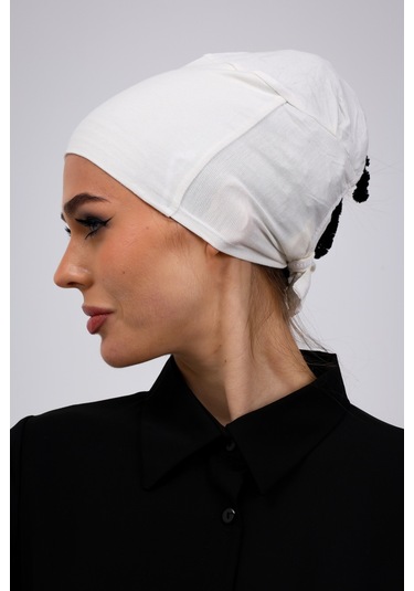 Kaymayan Ekru Bone Silikonlu Kaymaz Dikişsiz Kadın Tesettür Bağlamalı Kırık Beyaz Ekru