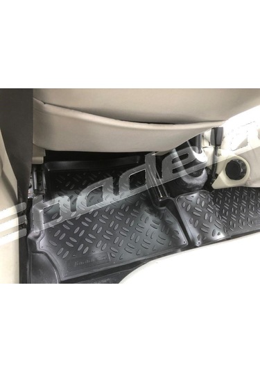 Havuzlu Paspas Ford Fıesta 2002-2008 Kasa Kokusuz Kaucuk Siyah 5D