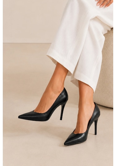 Sovenso İnci Suni Deri Sivri Burunlu Siyah Stiletto