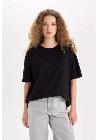DeFacto Oversize Geniş Kalıp Basic Düz Bisiklet Yaka Kısa Kollu Siyah Tişört V4136AZ25SMBK81