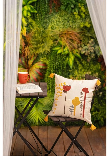 Doğa Motifli Püsküllü Kırlent Kılıfı Çiçek Bahçesi Çok Renkli