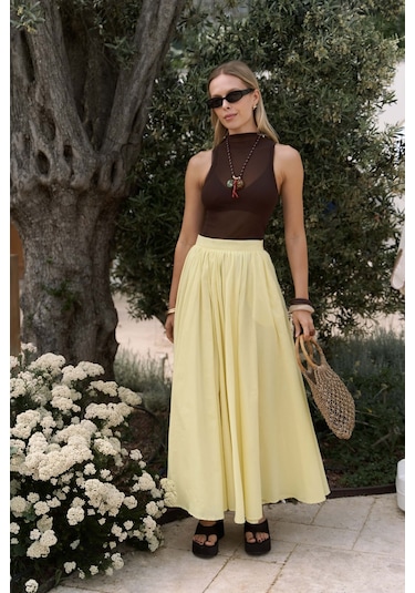 Amaya Bilek Hizasında Pileli Sarı Etek sarı