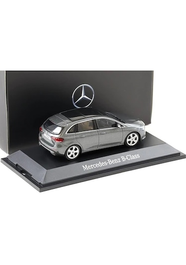 1:43 Herpa 2018 Mercedes Benz B-class W247