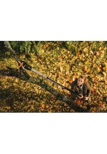 Fiskars UPX86 Powergearx Testereli Yüksek Dal Budama Makası