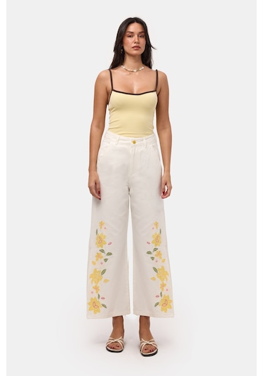 Itsbasic Kadın Kırık Beyaz 7s6-101 Culotte Fit Çiçek Nakışlı Tasarım Denim Jean