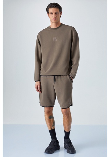 PLEMON Erkek Bisiklet Yaka Uzun Kol Baskı Detaylı Oversize Koyu Kahverengi Sweatshirt