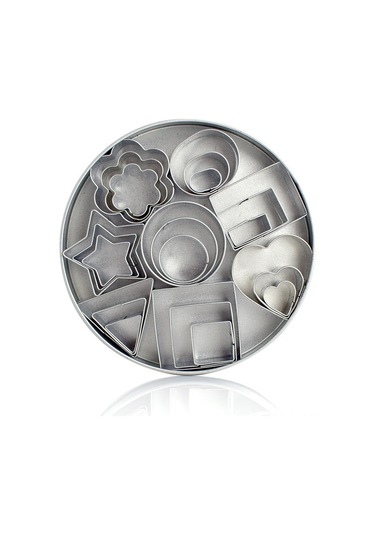 Yuntech01 430 Çelik Malzeme 24'lü Pasta Kalıbı Seti - Kalp Kurabiye, Yıldız Şeker Ve Meyve Kesici - Demir + Deri Kutuda Diğer