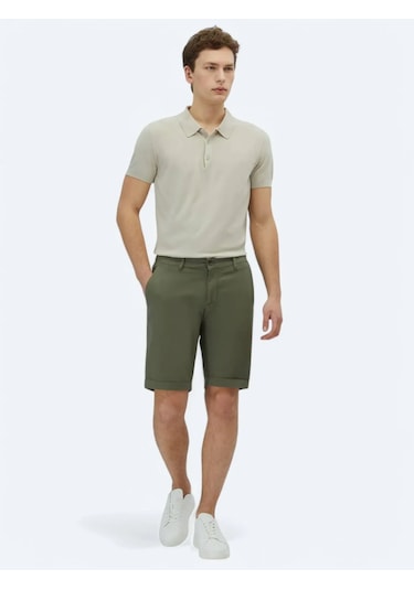 Kip Haki Düz Dokuma Slim Fit Casual Pamuk Karışımlı Bermuda Haki