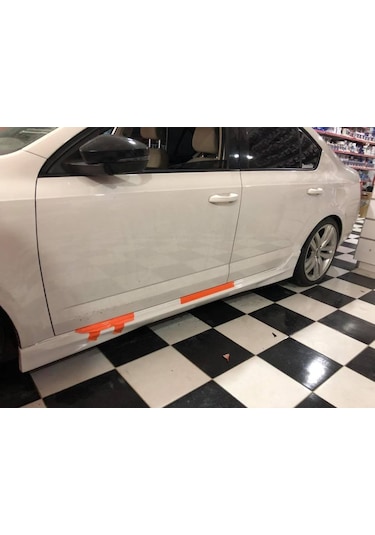 Skoda Octavia Plastik Yan Marşpiyel