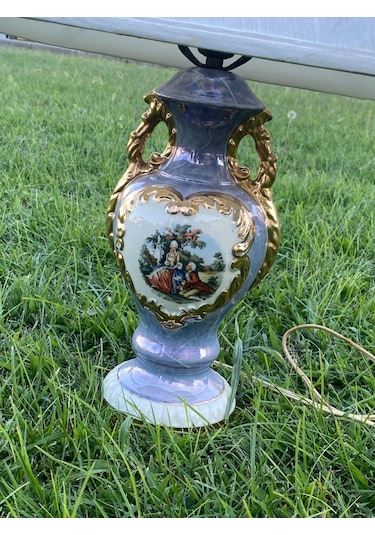 Aşıklar Motifli Porselen Abajur 63 CM