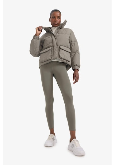 Defacto Defactofit Su İtici Oversize Fit Geniş Kalıp Dik Yaka Fermuarlı Çıtçıtlı Cepli Şişme Mont E9266ax25wnkh464 Haki-kh464 Defacto Defactofit Su İtici Oversize Fit Geniş Kalıp Dik Yaka Fermuarlı Çıtçıtlı Cepli Şişme Mont E9266ax25wnkh464 Haki-kh464
