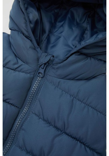 DeFacto Erkek Bebek Su Geçirmez Kapüşonlu Fermuarlı Şişme Yelek A2221A525SPIN257 İndigo