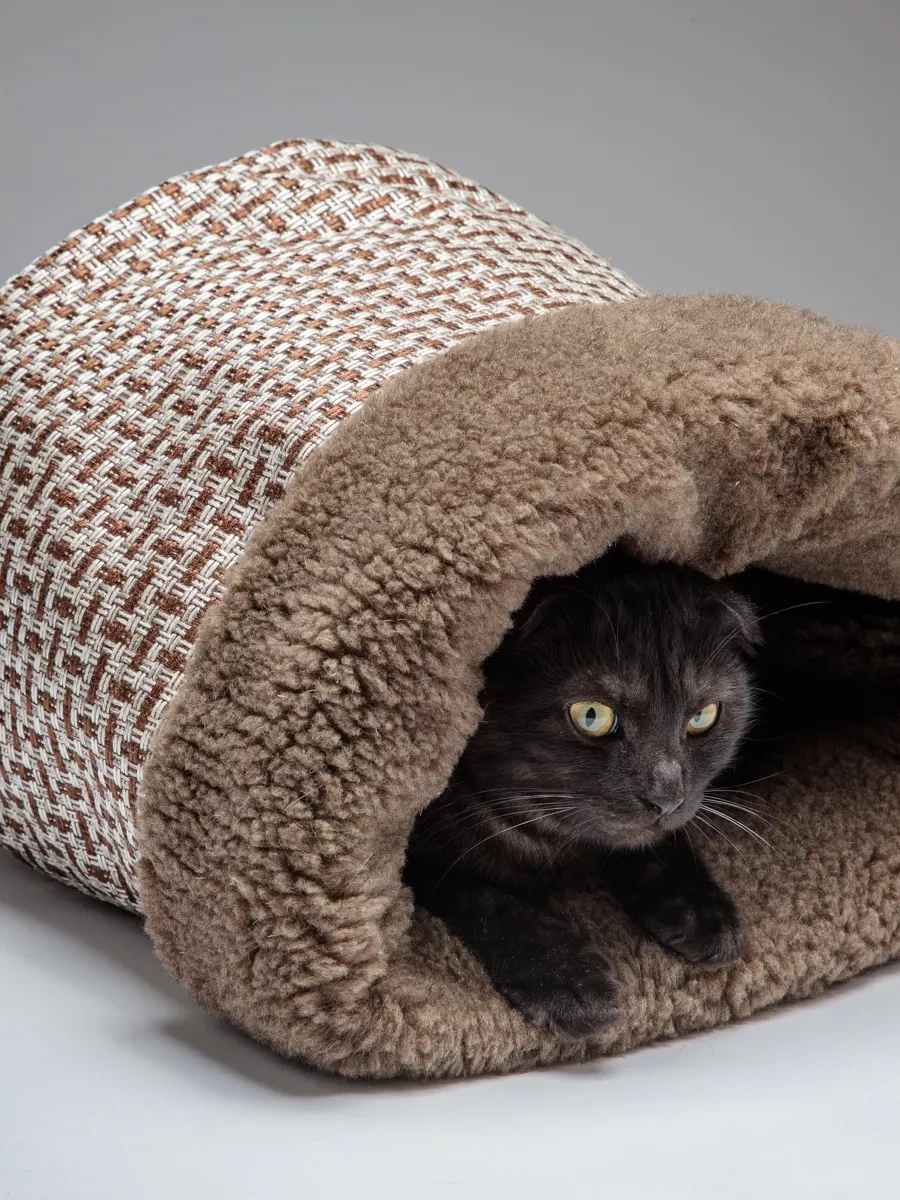 Patnıca Kedi Ve Köpekler İçin Koyun Postu 45 Cm Ahşap Yuva, Yatak Ve Tünel 200755529