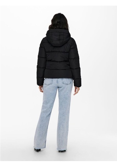 15233427 Only Onlamanda Short Jacket Cc Otw Kadın Mont Black