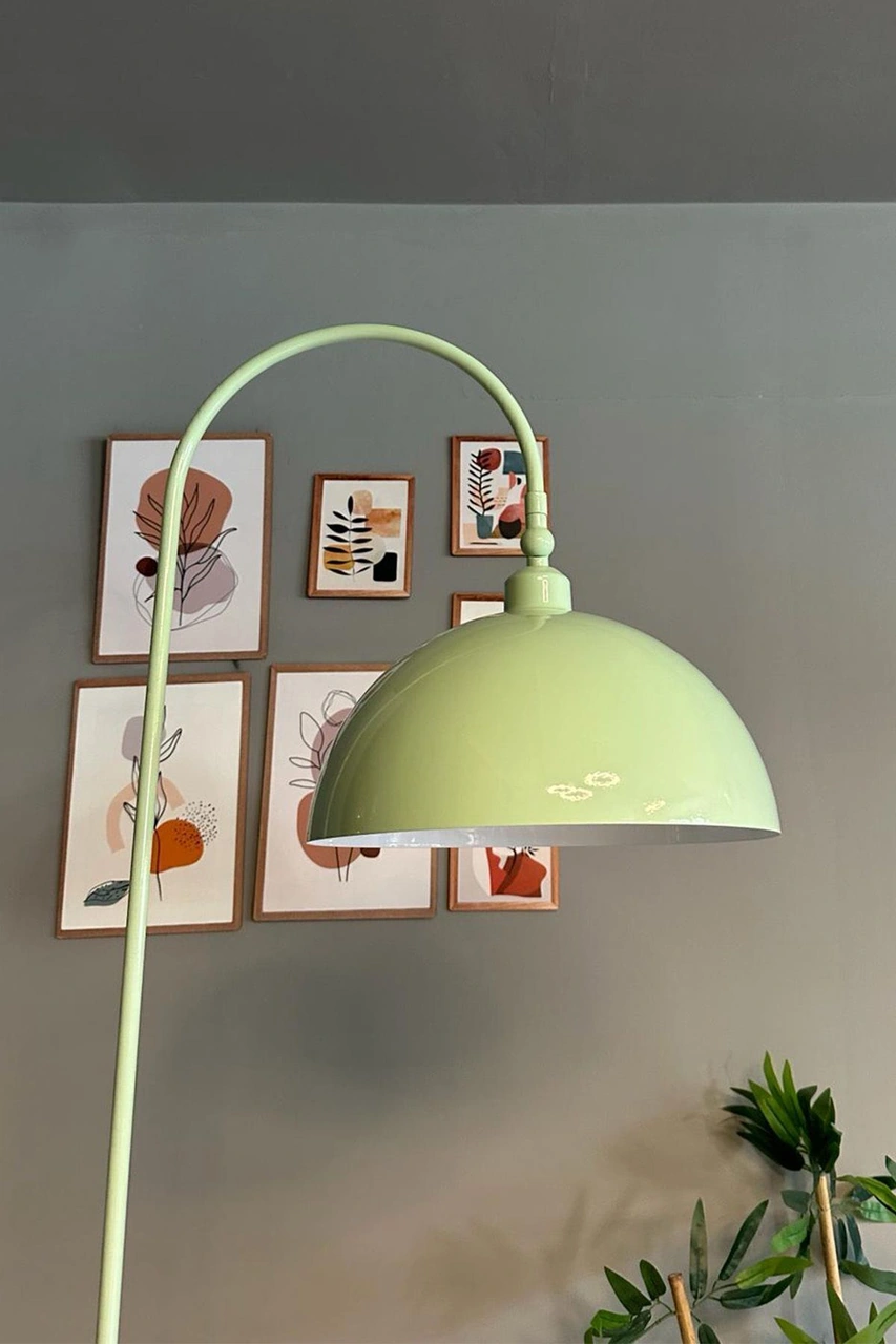 Mint Lambader Hareketli Başlık Modern Dekoratif Metal Oturma Odası Çalışma Odası Zemin Lambası Yeşil
