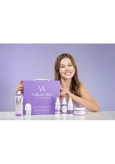 Vücut Bakım Seti (Vücut Peeling & Losyonu  - Ayak Koku Giderici Sprey &  Kremi - Duş Jeli - Roll-On)