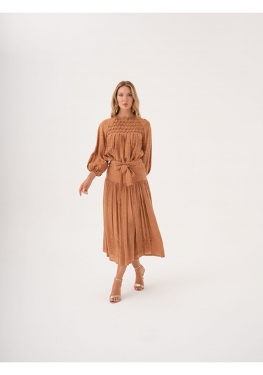 Büzgü Detaylı Kuşaklı Viskon Ve Keten Karışımlı Bluz CAMEL