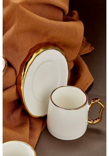 Carmen 6 Kişilik Porselen Gold Detaylı Çay Fincan Takımı Beyaz
