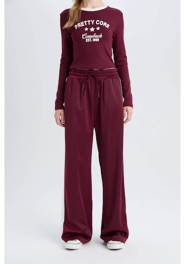 DeFacto Coool Wide Leg Eşofman Altı Geniş Bol Paça Beli Lastikli Cepli Bağcıklı E2667AX24WNBR467 Bordo DeFacto Coool Wide Leg Eşofman Altı Geniş Bol Paça Beli Lastikli Cepli Bağcıklı E2667AX24WNBR467 Bordo