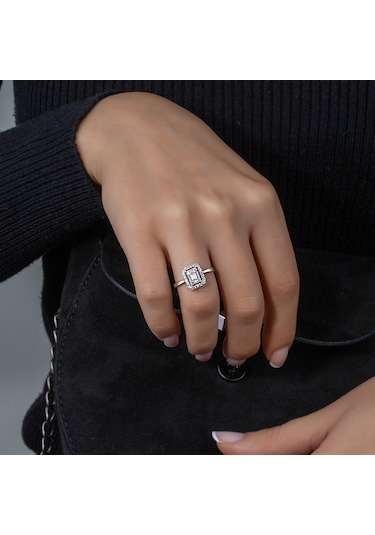 Pırlanta Modeli Baget Taşlı Gümüş Yüzük (518667506)