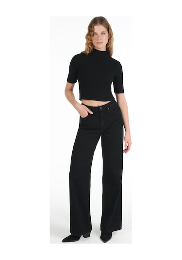 Colins 970 Berry Normal Kesim Geniş Paça Yüksek Bel Kadın Siyah Jean Pantolon 001 Colins 970 Berry Normal Kesim Geniş Paça Yüksek Bel Kadın Siyah Jean Pantolon 001