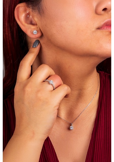 925 Ayar Gümüş Rodyumlu Beyaz Zirkon Taşlı Yuvarlak Bayan Takı Seti