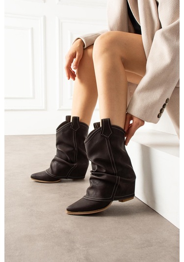 Shoetek Livinya Kadın Kovboy Bot Körüklü Kahverengi Mat Deri Kahve