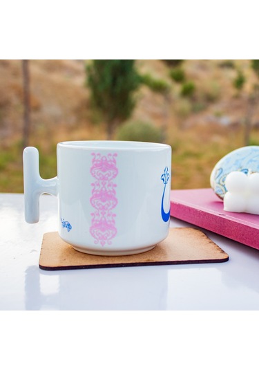 Vav Desenli T Kulplu Seramik Beyaz Bardak