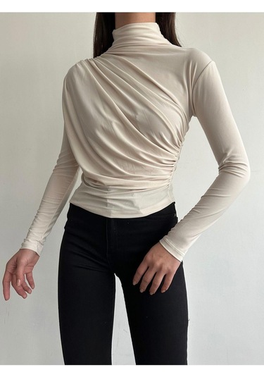 Kadın Büzgü Detaylı Dik Yaka Sandy Bluz Bej