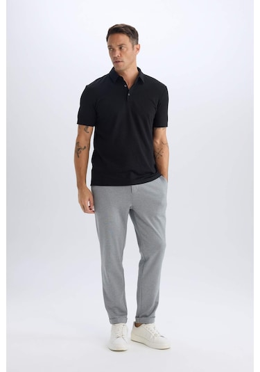 DeFacto Slim Fit Dar Kesim Polo Yaka Pamuklu Kısa Kollu Siyah Tişört X2594AZ25SPBK81