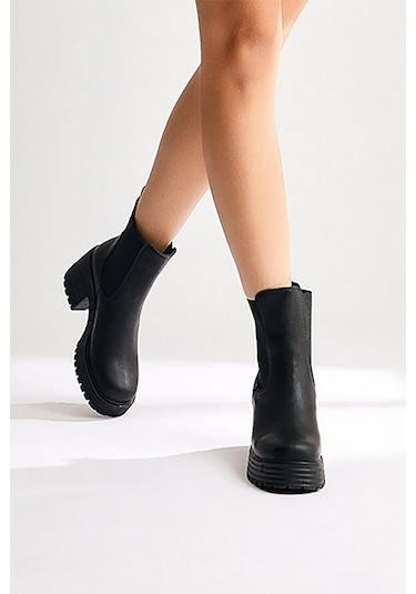 Mergenshoes By023 Siyah Lastik Detaylı Yüksek Taban Kadın Bot 001