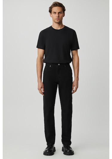 BRUNO Erkek Regular Fit Rahat Kesim Kalın Dokulu Yıkama Efektli Magic Denim Siyah Jeans