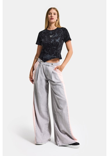 Itsbasic Kadın Siyah W5 Özel Kumaş Elastan Crop Top