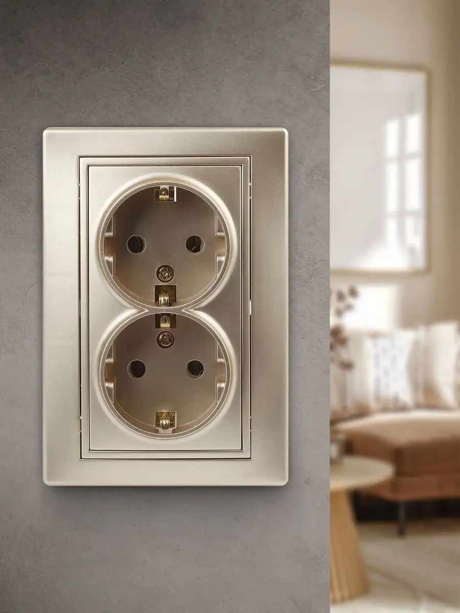 Intro Plano Çiftli Gömme Priz Topraklı 16a-250v 135475546 1-205-04