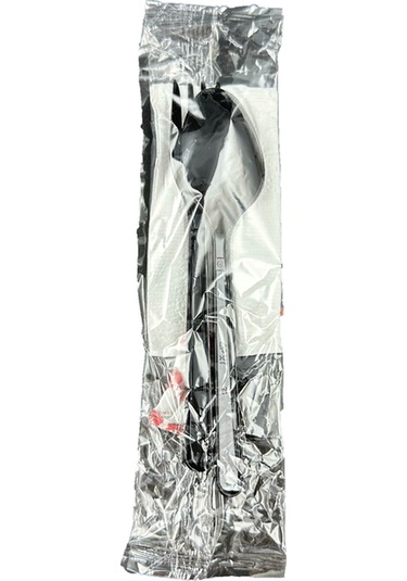 Kullan At Yemek Seti 6'lı Çatal , Kaşık , Kürdan , Peçete , Islak Mendil , Tuz 50 Adet Siyah