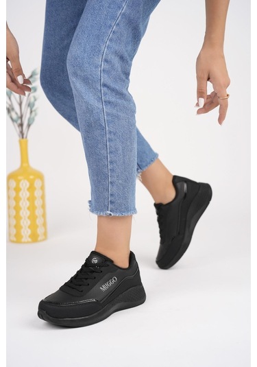 Muggo Happy Garantili Kadın Ortopedik Günlük Bağcıklı Şık Rahat Sneaker Spor Ayakkabı 001