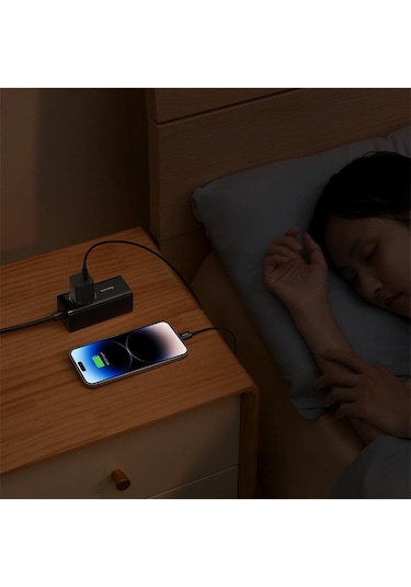 Baseus Gan5 Type-C PD 20 W Hızlı Şarj Cihazı Beyaz