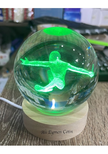 Büyük Boy Işıklı Ahşap Kaideli Spider Man Temalı Cam Küre 8cm