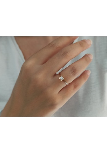 Sirius E Renk 0,23 Karat Pırlanta Tektaş Yüzük 0823R0167