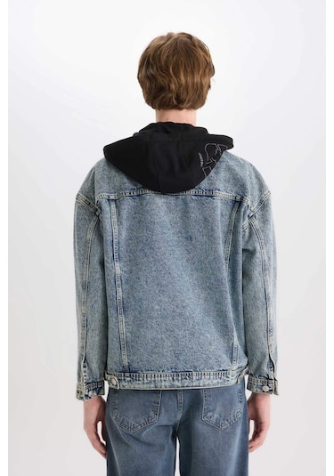 DeFacto %100 Pamuk Oversize Geniş Kalıp Kapüşonlu Düğmeli Mevsimlik Baharlık Jean Ceket D0417AX25SPNM39