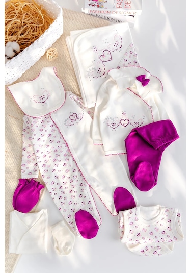 Kalp İşlemeli 100% Pamuk 10'lu Kız Bebek Hastane Çıkışı Bebek Set