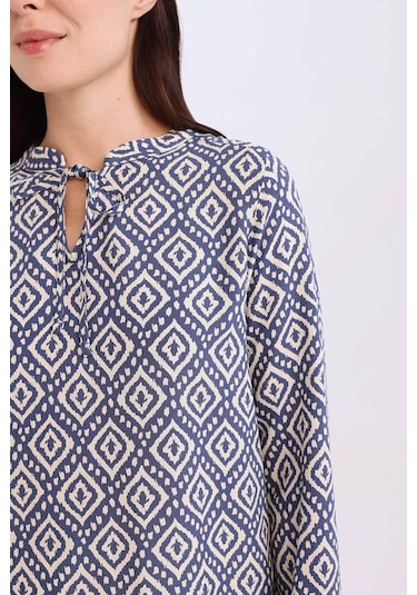 DeFacto Regular Fit Bağcıklı Yaka Desenli Uzun Kollu Bluz N1809AZ25SPIN247