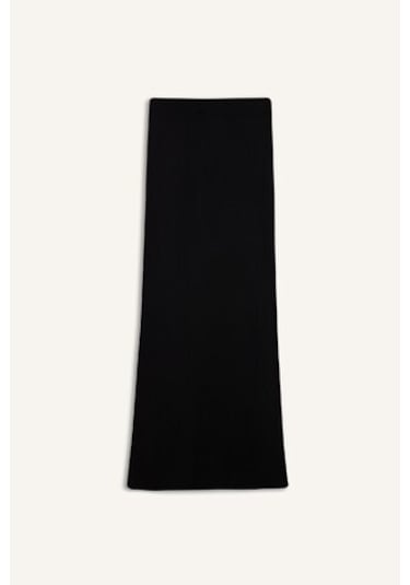 DeFacto Basic Düz Midi Kalem Etek E5361AX25SPBK81 Siyah DeFacto Basic Düz Midi Kalem Etek E5361AX25SPBK81 Siyah