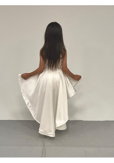 Kız Çocuk Abiye Krem Saten Kuyruklu Yaka Şerit Taşlı Abiye Elbise 5-10 Yaşyaş Krem